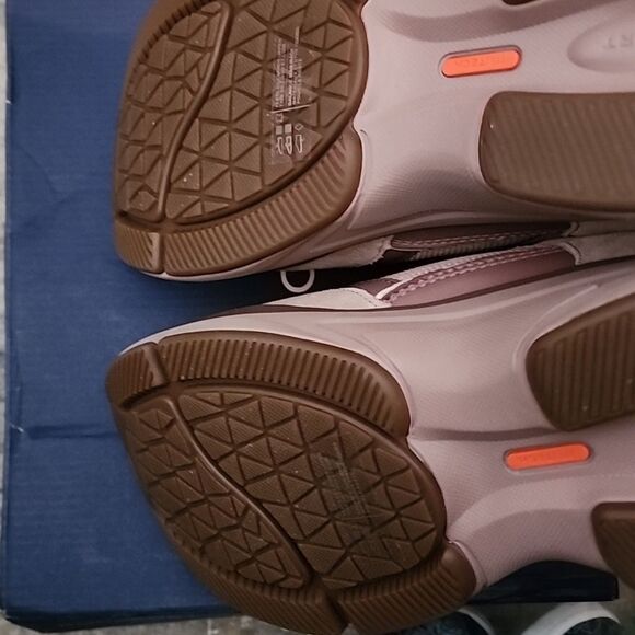 Stylish Pink Sneakers Rockport brand  Nib size 9 - Picture 10 of 10